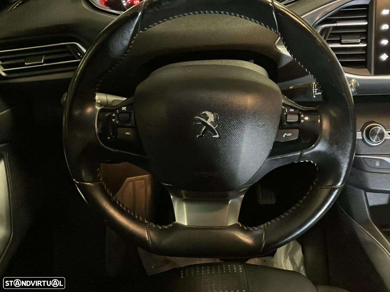 Peugeot 308 - 11