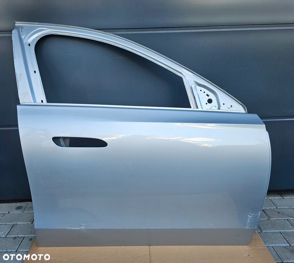 DRZWI PRAWY PRZÓD MERCEDES E KLASA A2147221200