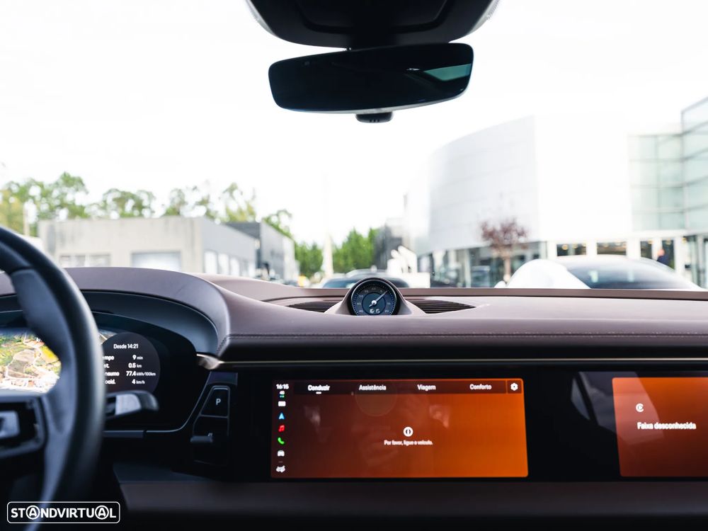 Porsche Macan Electric Turbo - 15