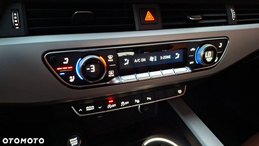 Audi A5 Cabrio 45 TFSI quattro S tronic - 32