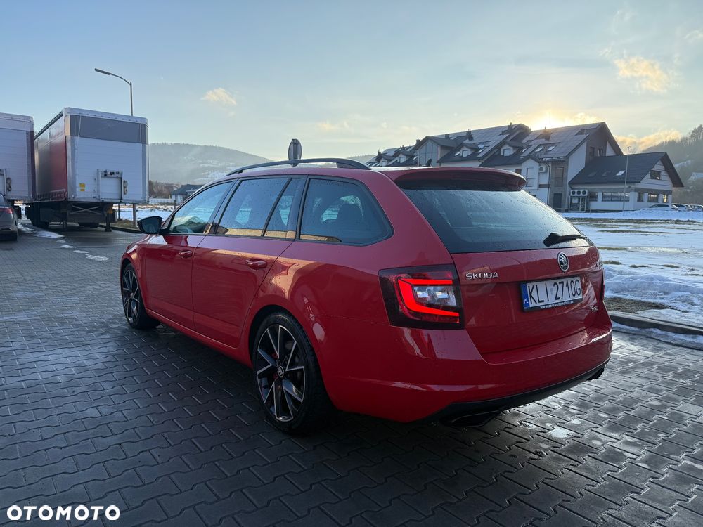 Skoda Octavia 2.0 TSI RS Challenge 245 DSG - 7