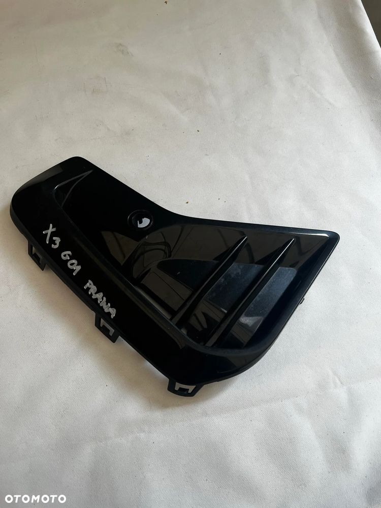 BMW G01 X3 - PRAWA KRATKA ZDERZAKA PRZEDNIEGO - 51118081202 773828-10 - 4