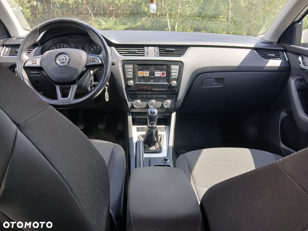 Skoda Octavia 1.6 TDI Solution - 13