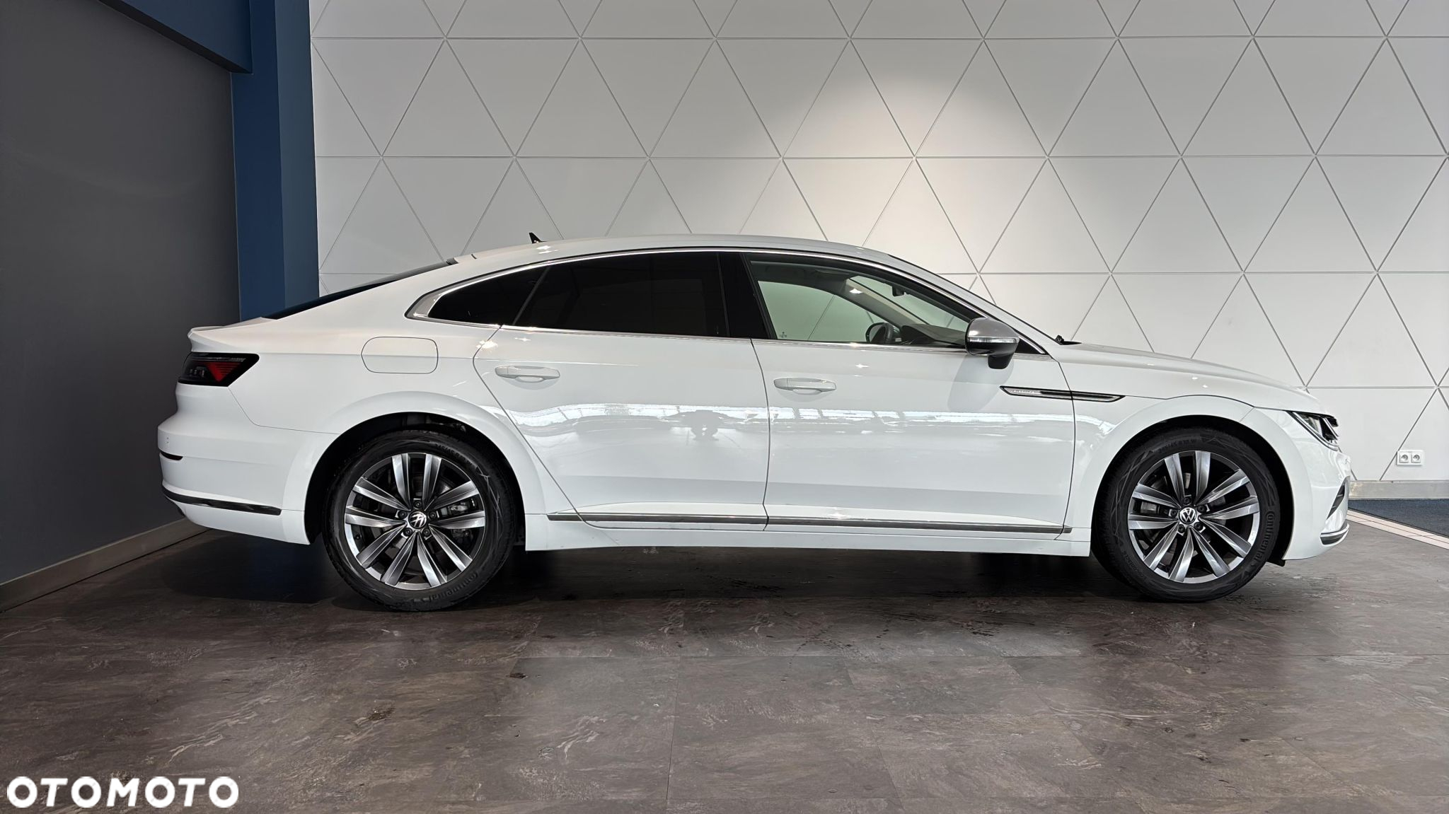 Volkswagen Arteon 2.0 TSI Elegance DSG - 6