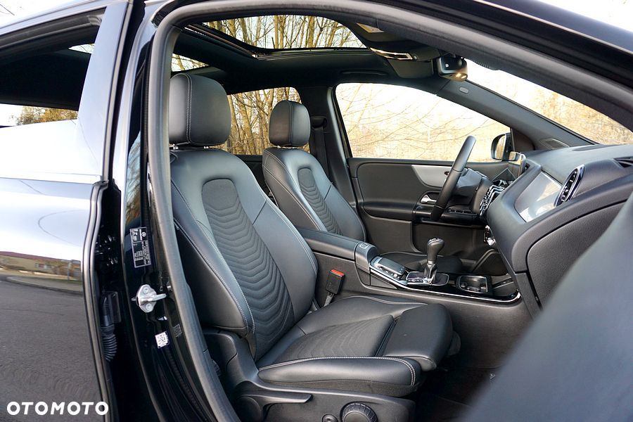 Mercedes-Benz Klasa B 180 d Editon 19 - 28