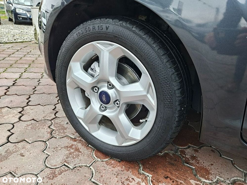 Ford Fiesta - 15