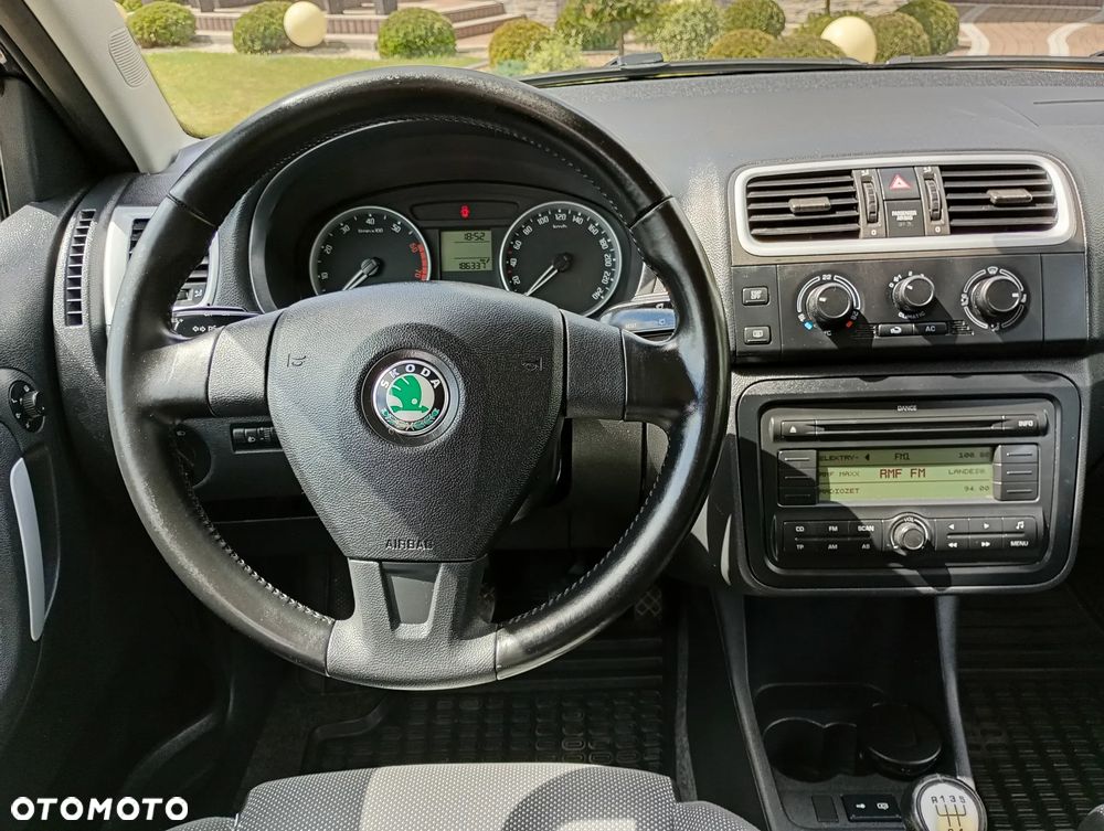 Skoda Fabia 1.4 16V Elegance - 27