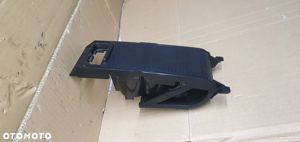 Schowek uchwyt na kubki Ford Kuga MK1 7M5X-R13560-EE - 2