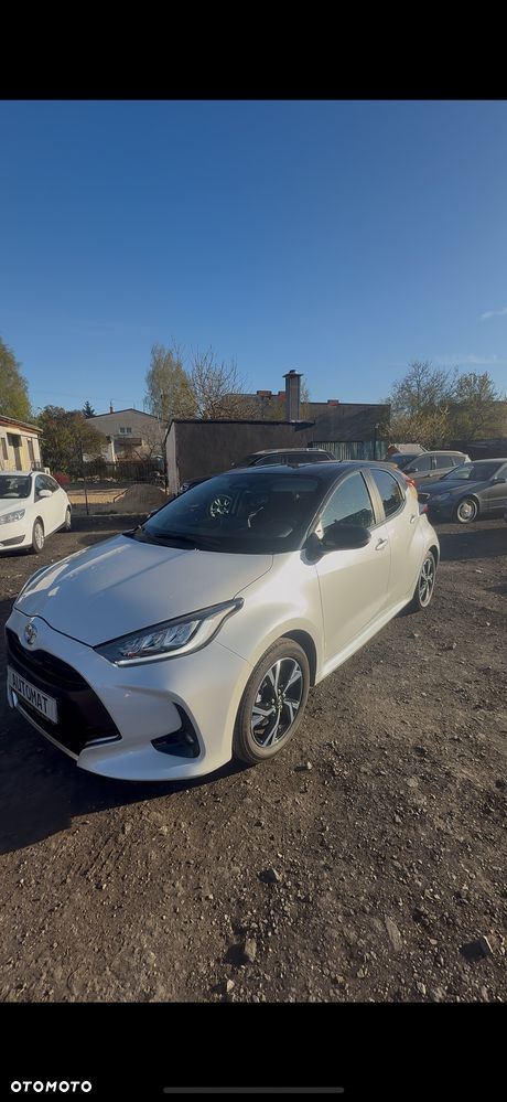 Toyota Yaris Hybrid 1.5 Executive - 1