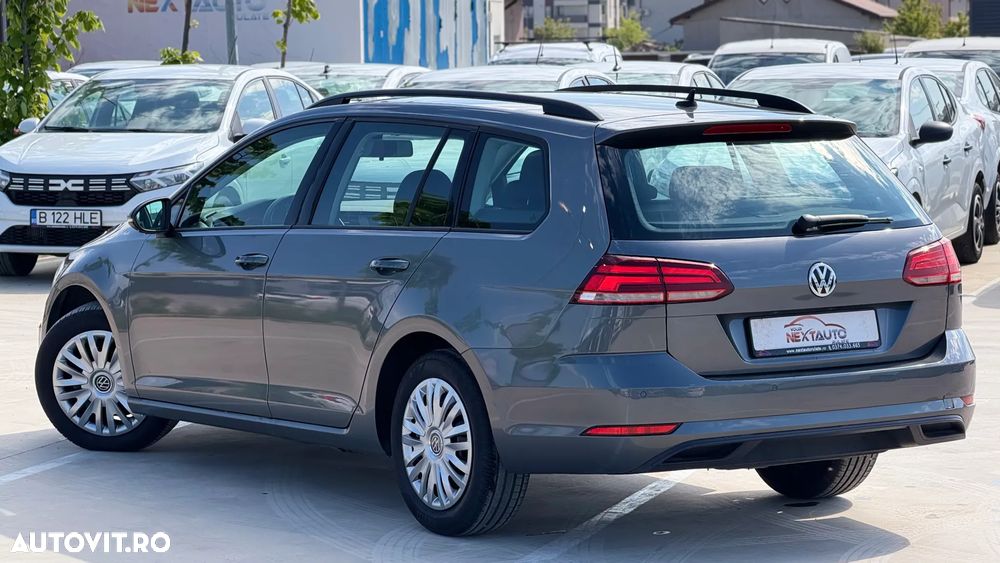 Volkswagen Golf 1.6 TDI DSG Comfortline - 4