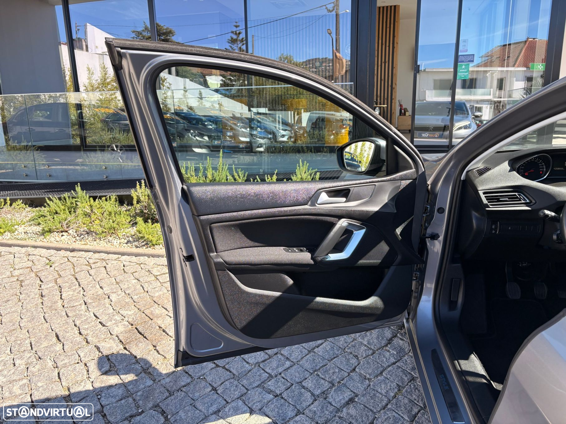 Peugeot 308 SW 1.5 BlueHDi Style - 20