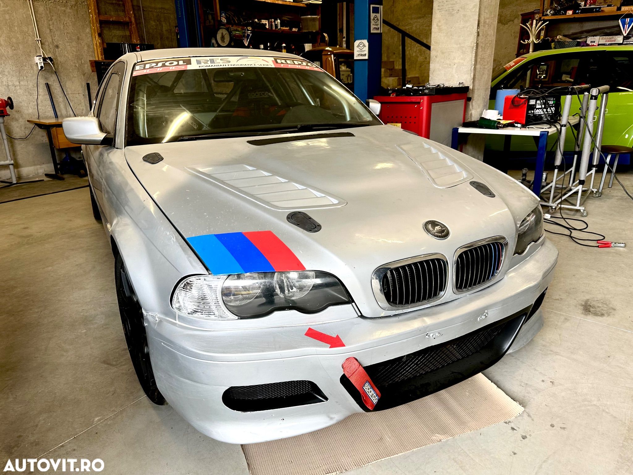 BMW Seria 3 330 i Coupe - 1