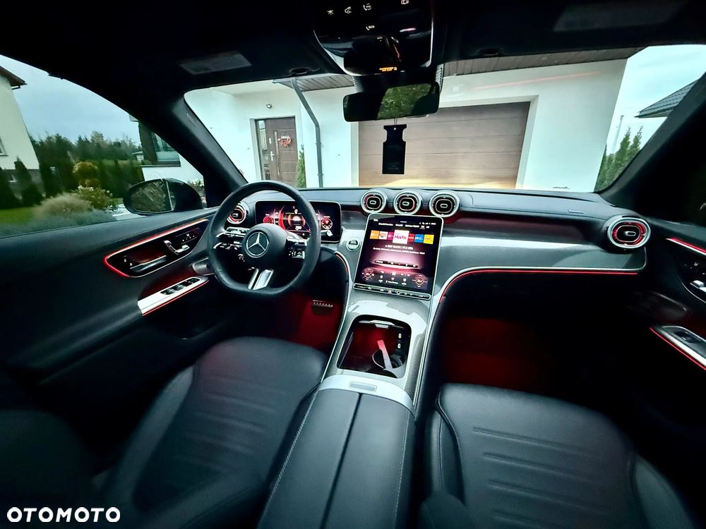 Mercedes-Benz GLC - 31
