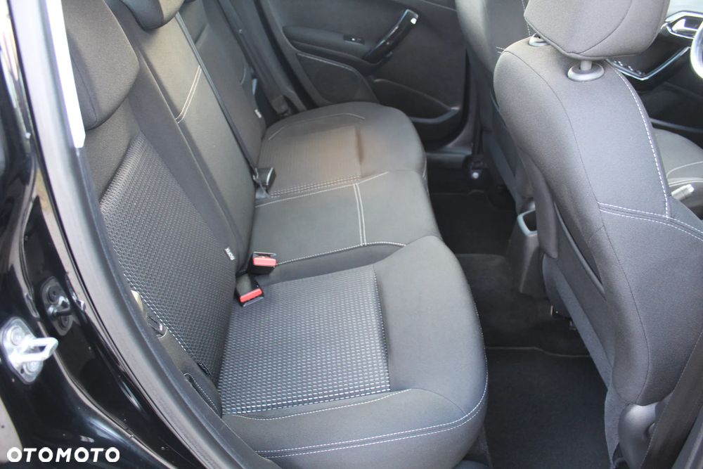 Peugeot 208 1.2 PureTech Allure - 20