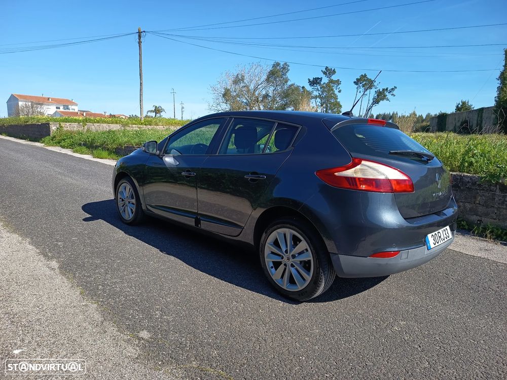 Renault Mégane 1.5 dCi Dynamique - 9