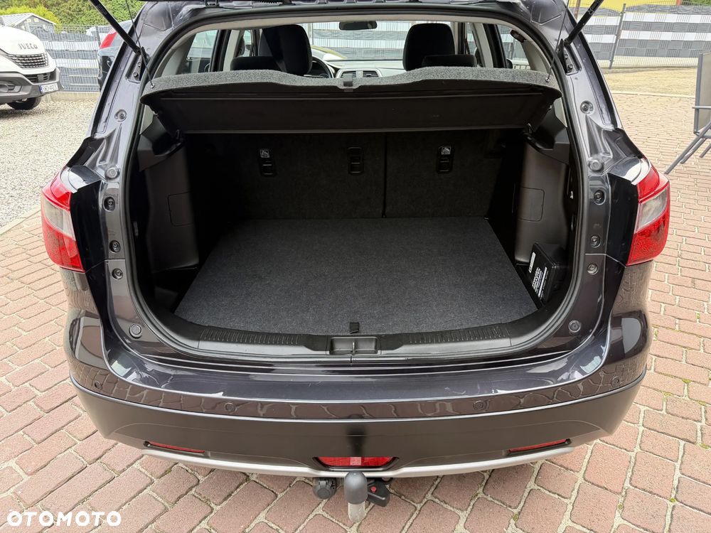 Suzuki SX4 S-Cross 1.6 VVT 4x2 limited+ - 35