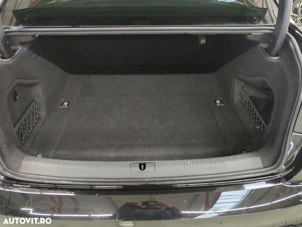 Audi A4 2.0 40 TFSI quattro S tronic MHEV Basic - 3