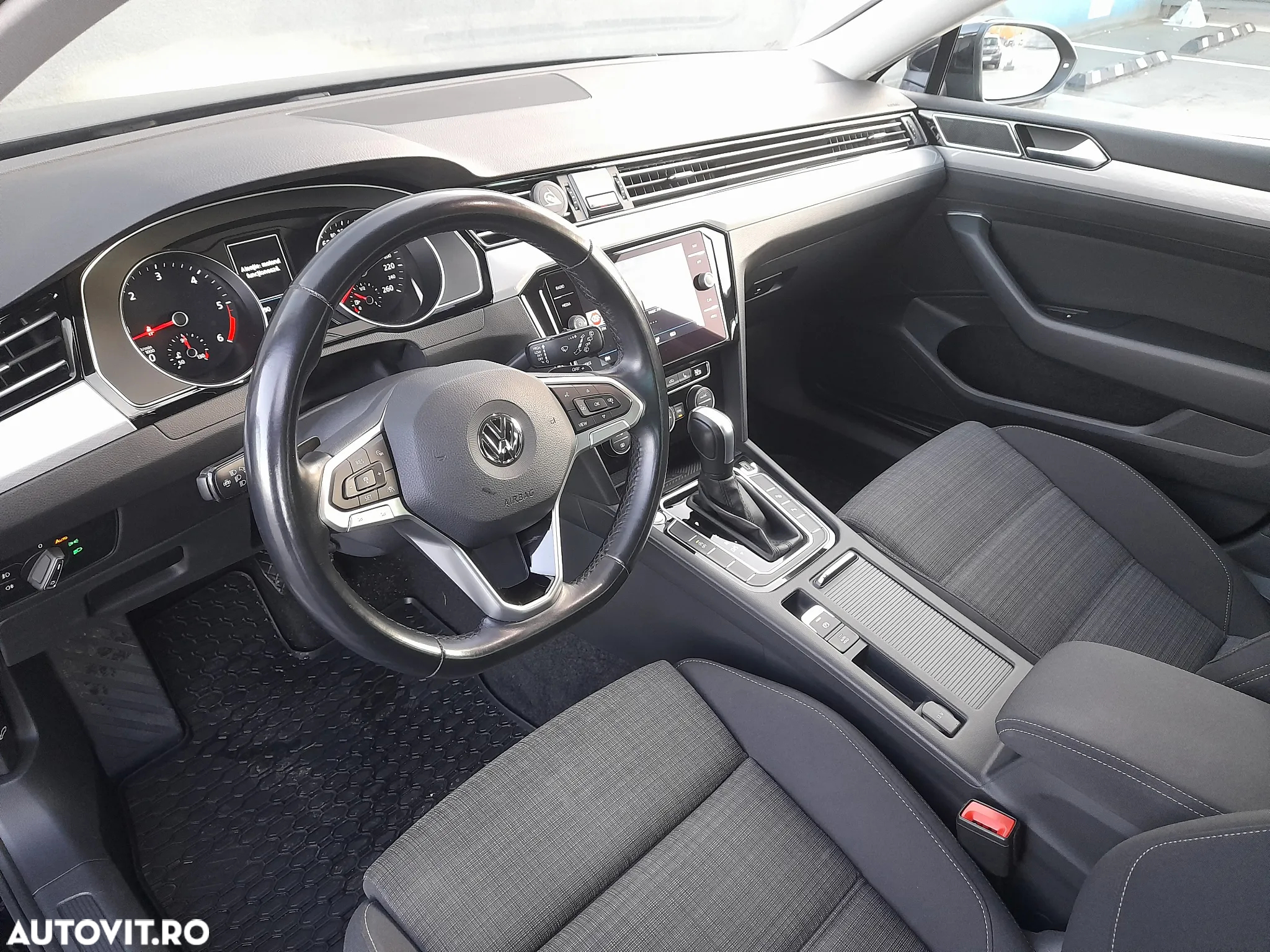 Volkswagen Passat Variant 2.0 TDI DSG Highline - 36