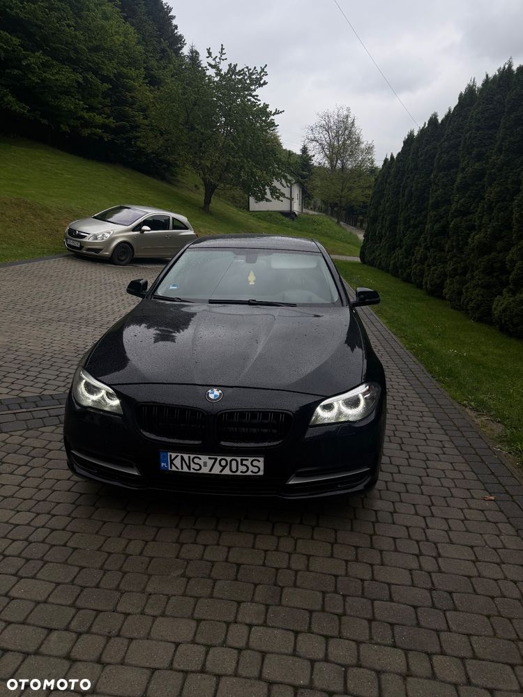 BMW Seria 5 518d Luxury Line - 2