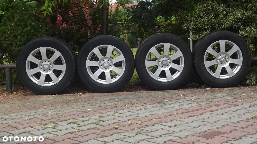 Koła letnie 17'' 5x112 Mercedes ET47,5 235/60R17 Vredestein - 2