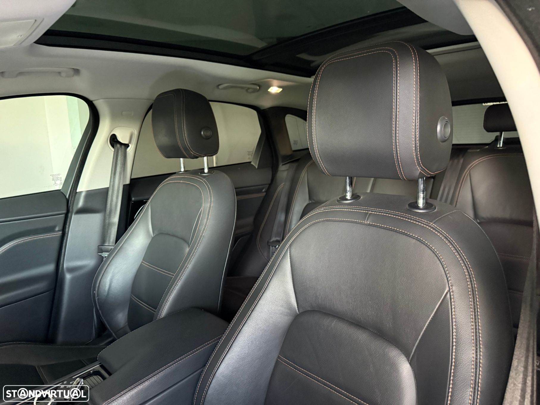 Jaguar F-Pace 20d AWD Aut. R-Sport - 8