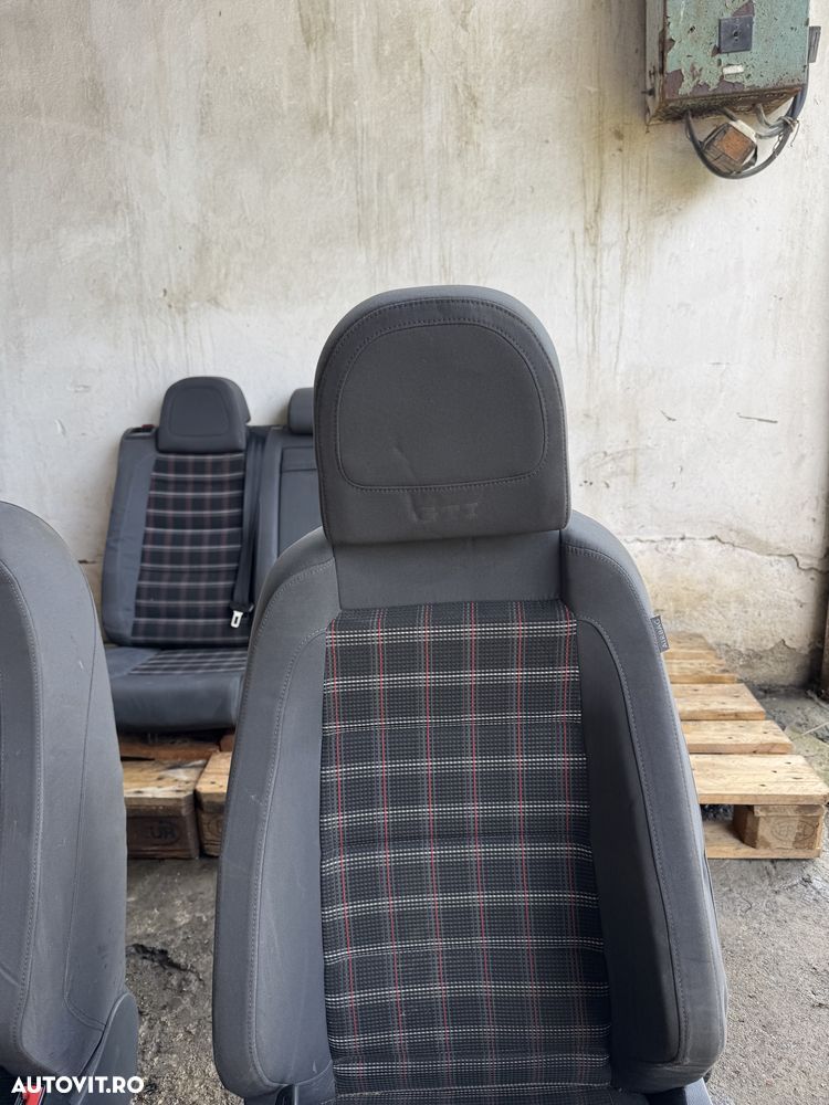 Interior volkswagen golf gti - 7