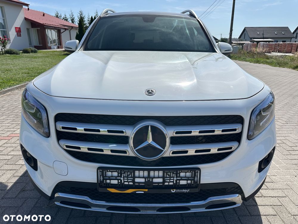 Mercedes-Benz GLB 250 4Matic 8G-DCT - 2
