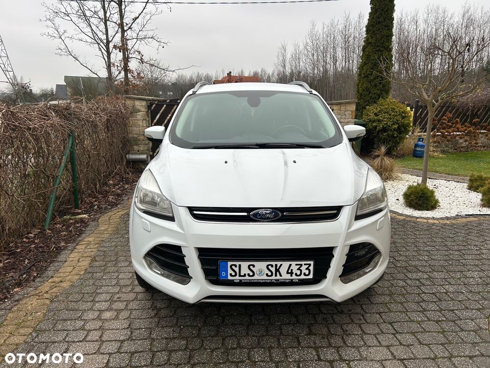 Ford Kuga 1.6 EcoBoost 2x4 Titanium - 8