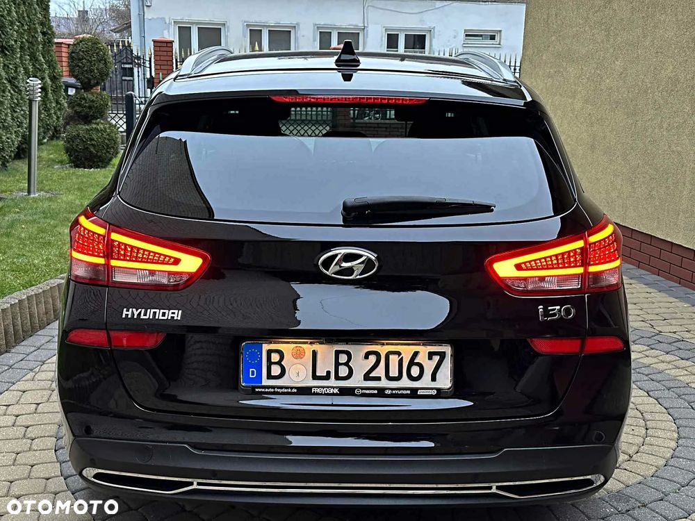 Hyundai i30 1.5 T-GDI 48V-Hybrid EDITION 30+ - 12
