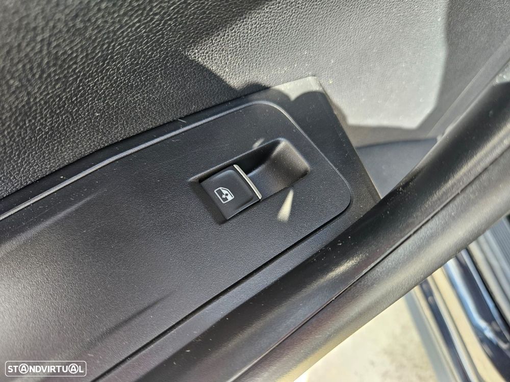 VW T-Roc 1.0 TSI Life - 45
