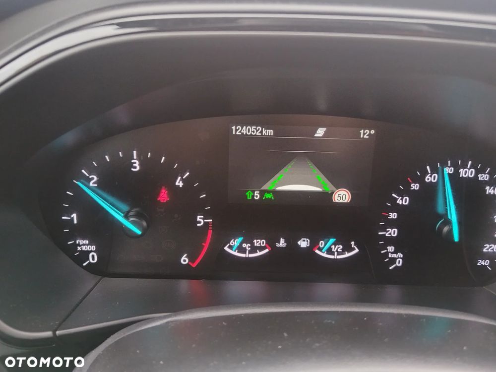 Ford Focus 1.5 EcoBlue Start-Stopp-System ST-LINE - 26