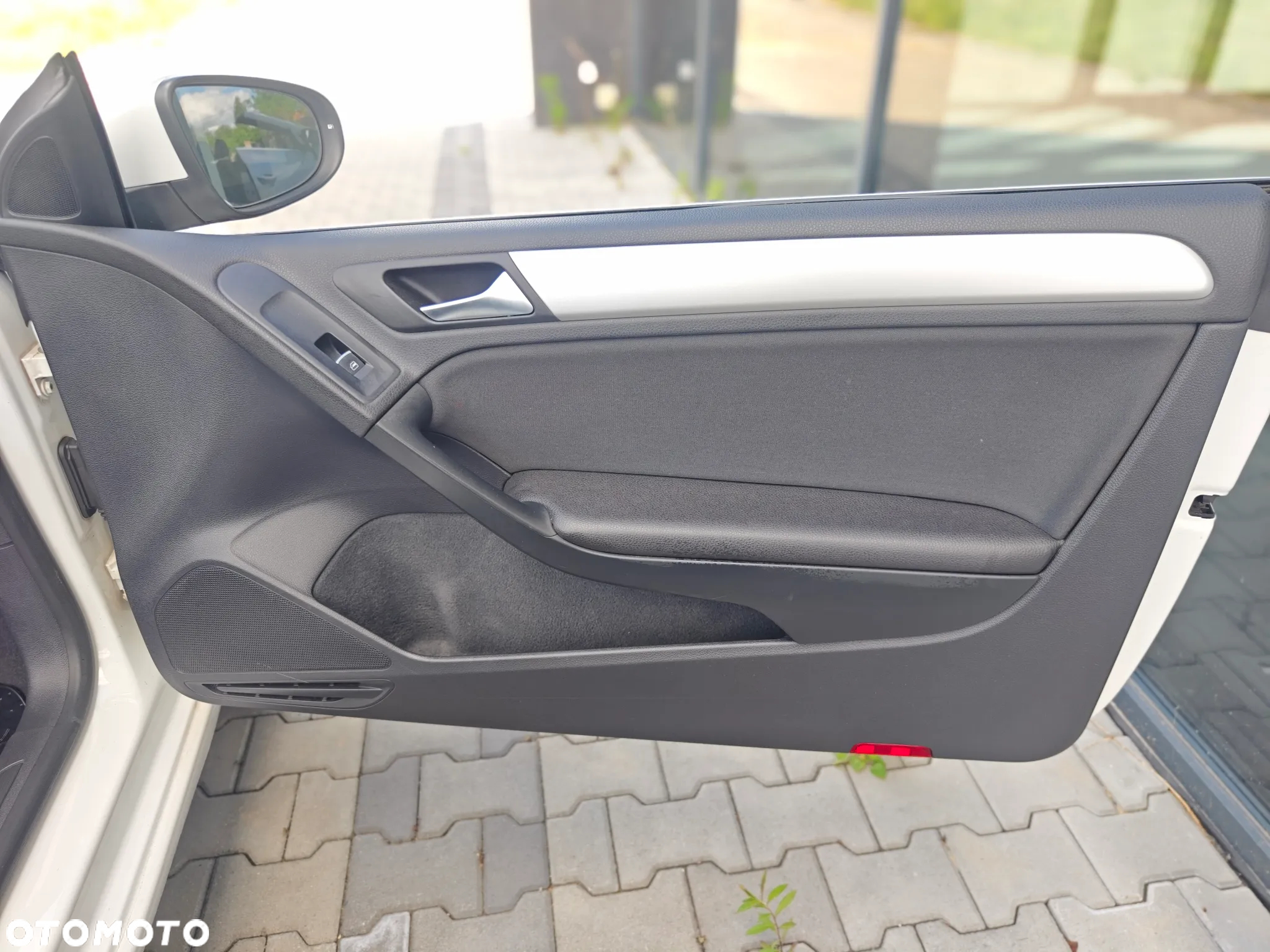 Volkswagen Golf Cabrio 1.2 TSI BlueMotion Technology Exclusive - 18