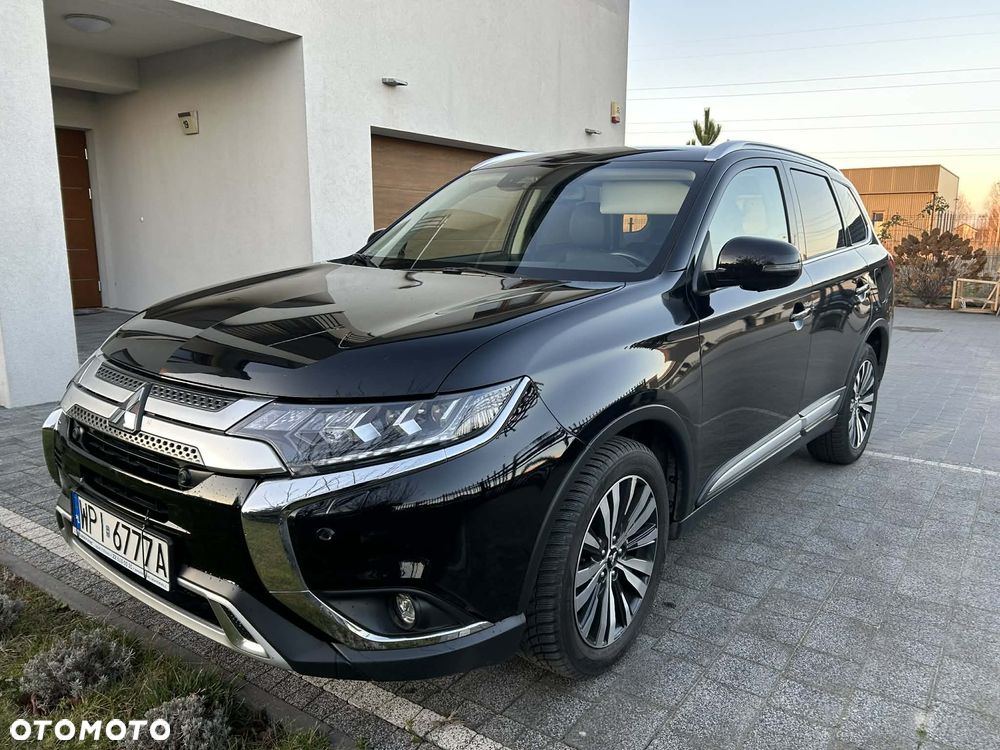 Mitsubishi Outlander 2.0 Intense + 4WD CVT - 1