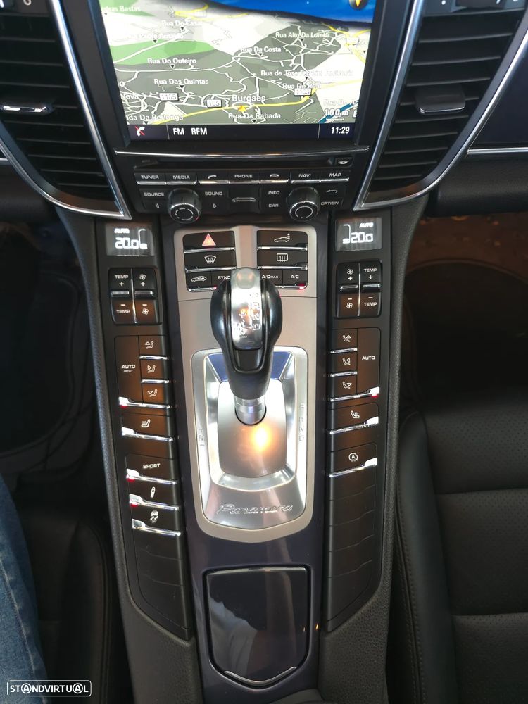 Porsche Panamera 3.0 V6 - 9
