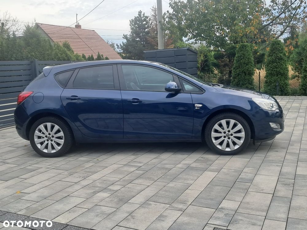 Opel Astra - 12