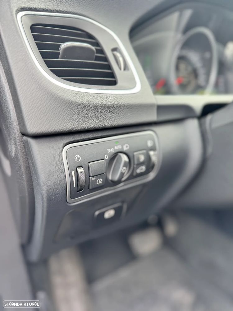 Volvo S60 2.0 D3 Momentum Geartronic - 19