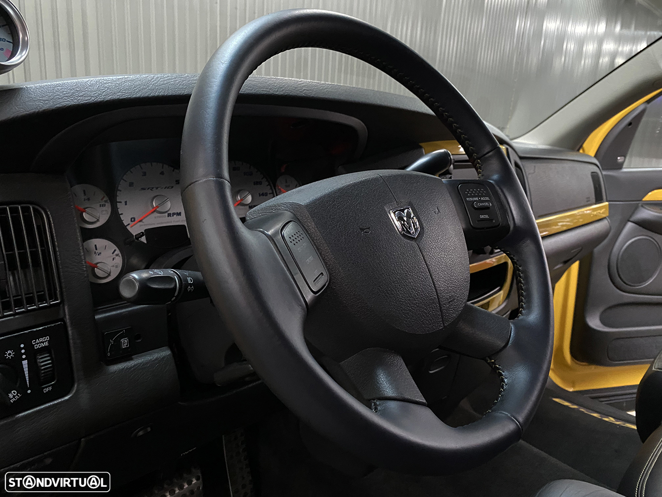 Dodge RAM SRT-10 Viper 8.3L V10 Yellow Fever Quadcab - 43