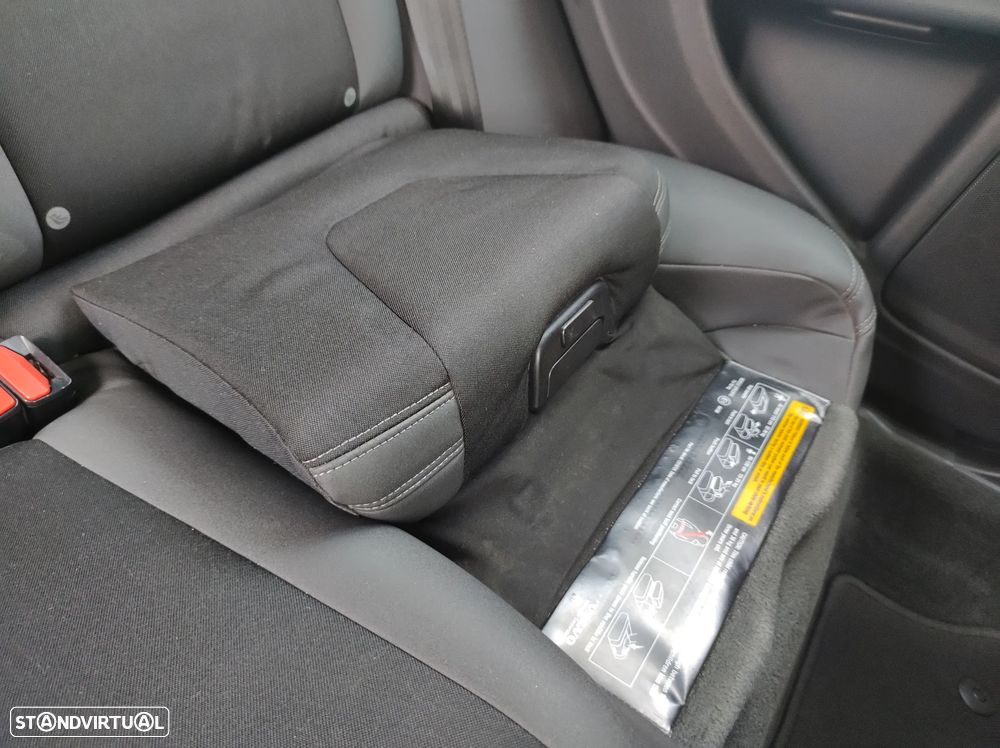 Volvo V60 1.6 D2 Drive Momentum Start/Stop - 17