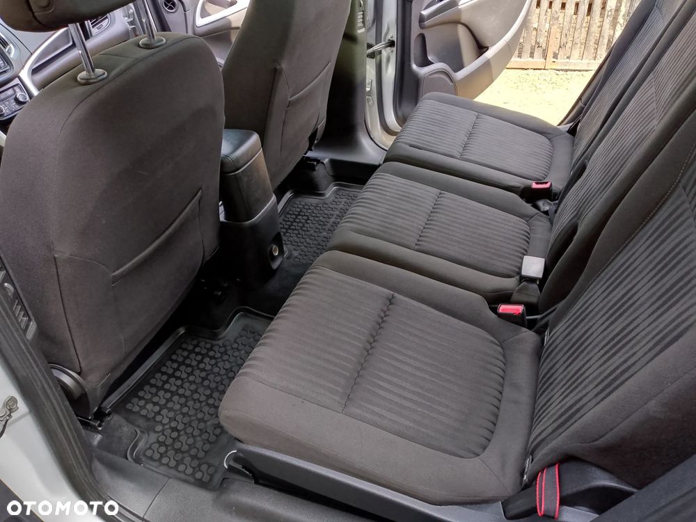 Opel Zafira - 7