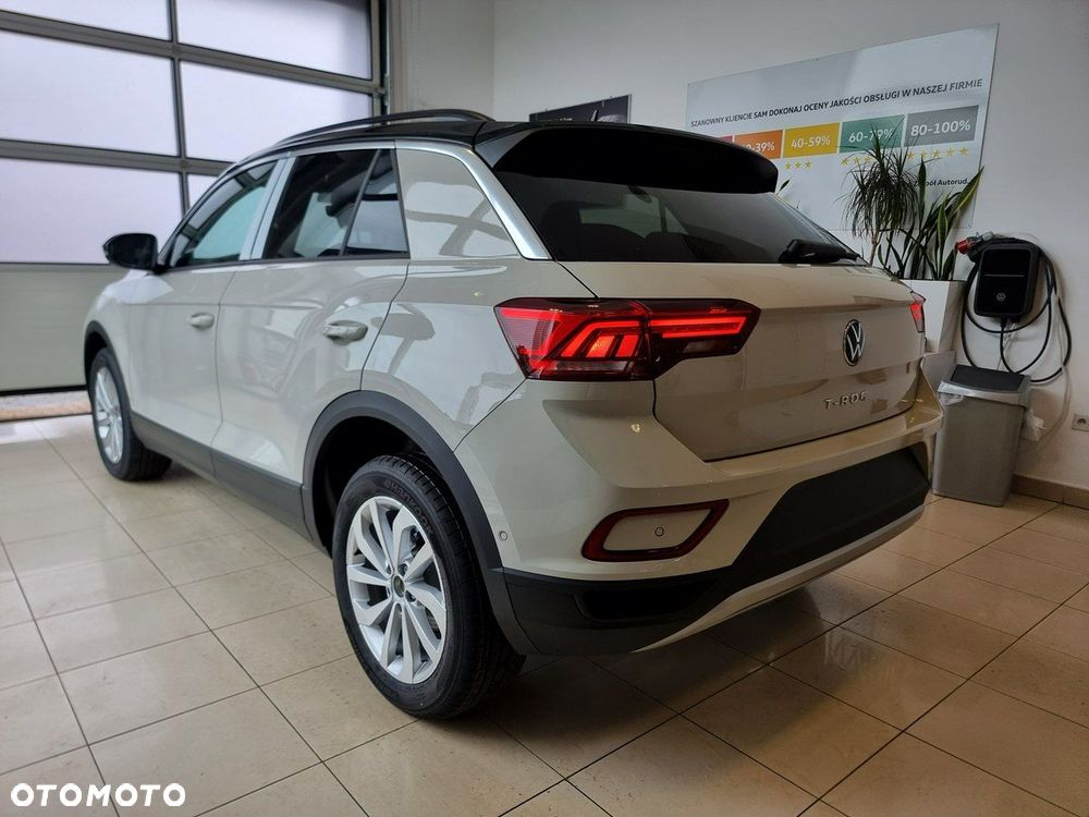Volkswagen T-Roc - 7