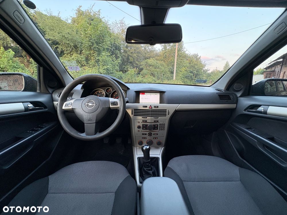 Opel Astra 1.7 CDTI - 11