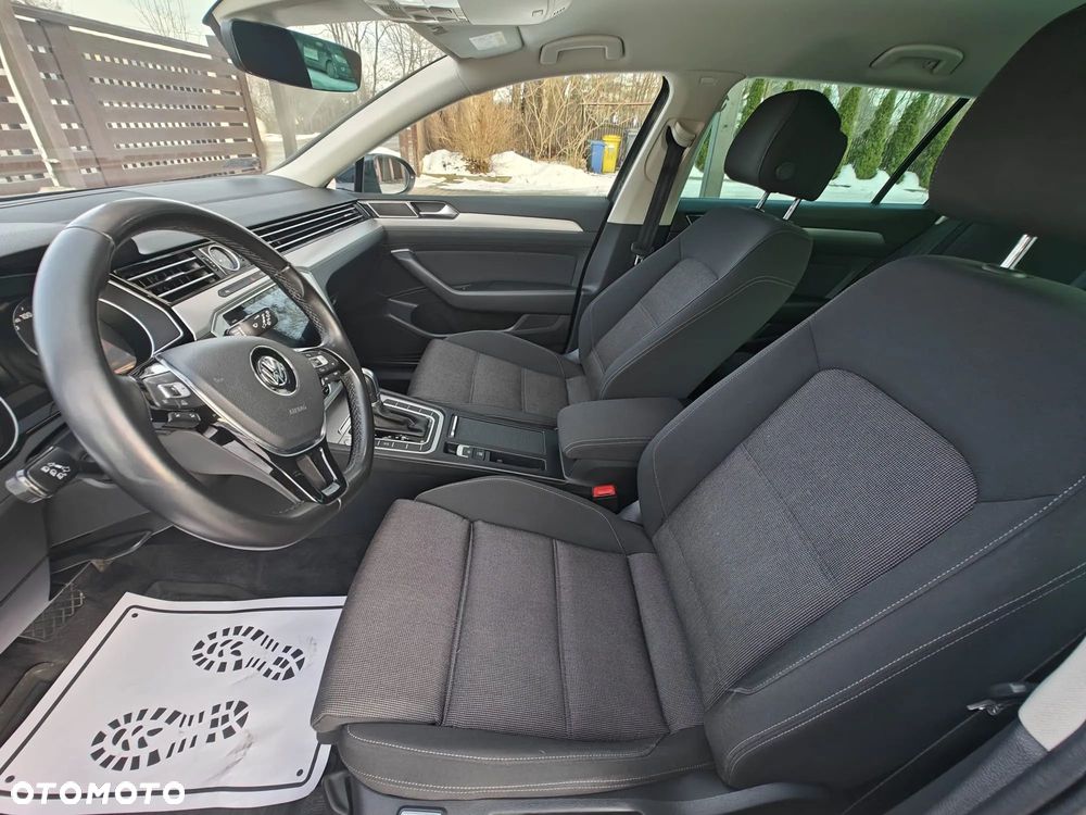 Volkswagen Passat Variant - 22