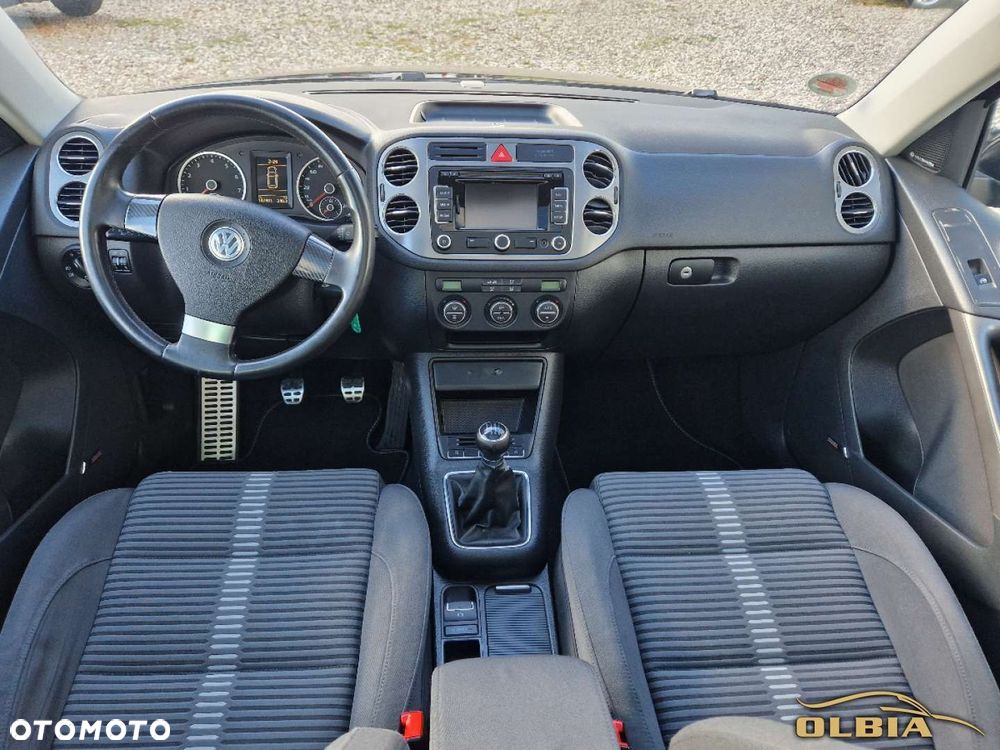 Volkswagen Tiguan - 6