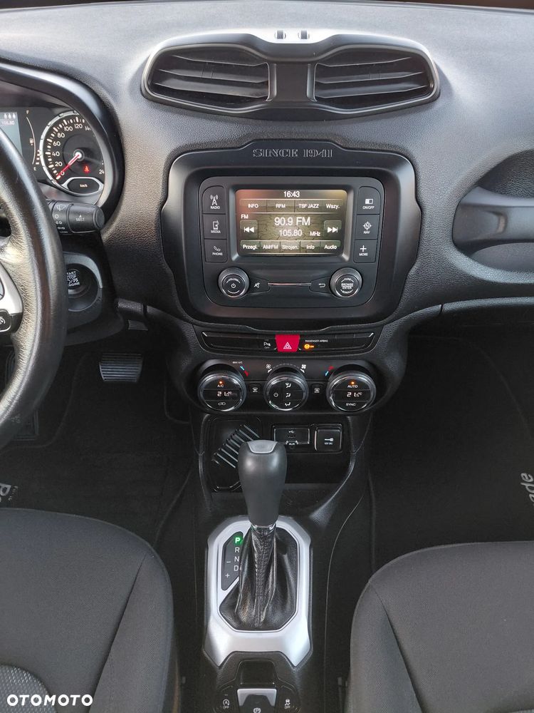 Jeep Renegade 1.4 MultiAir DSG Limited - 25