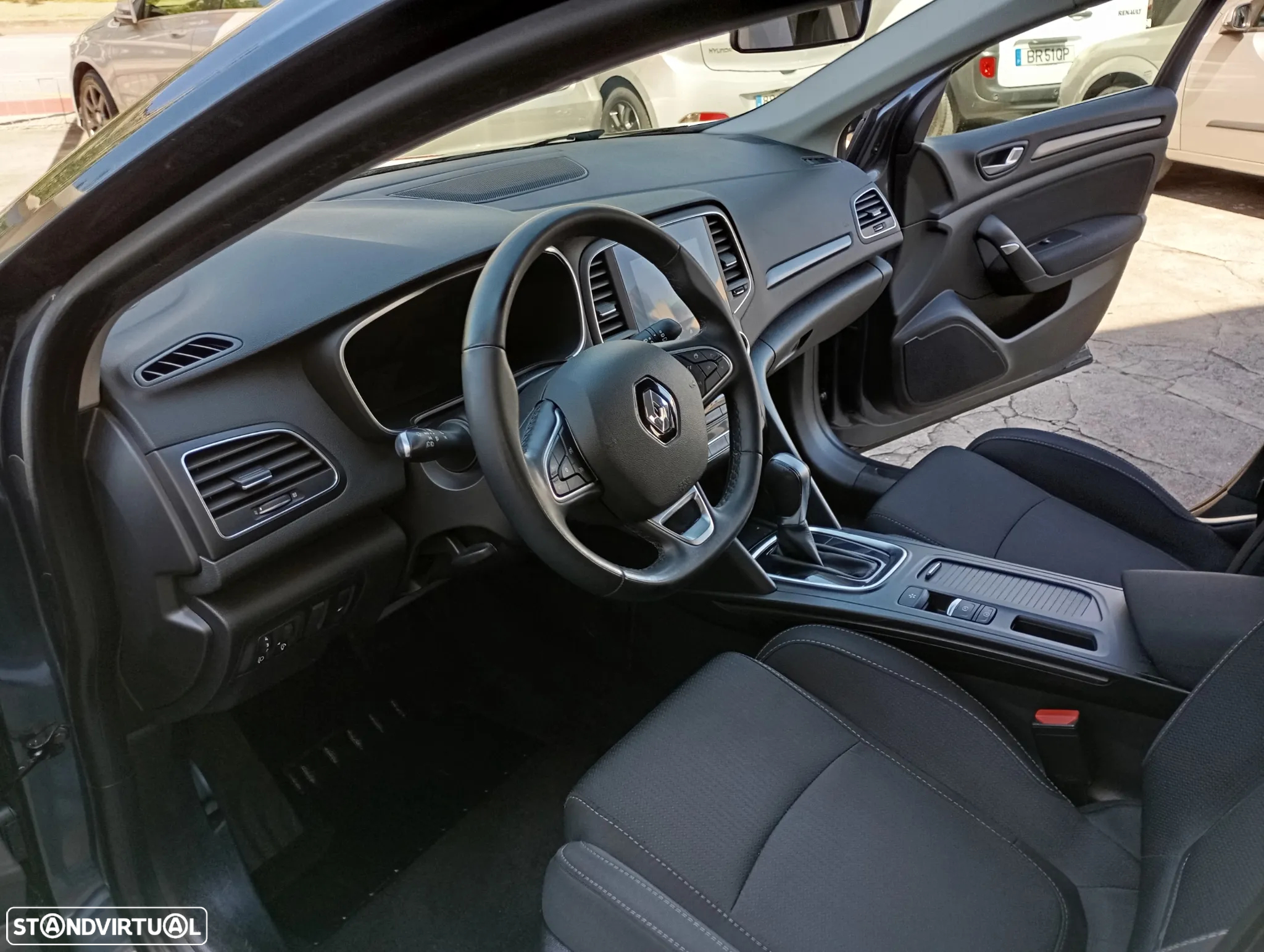 Renault Mégane 1.6 Plug-In Equilibre - 7