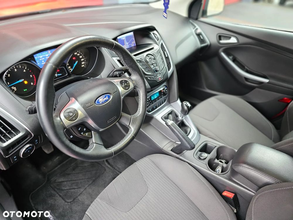 Ford Focus 1.6 TDCi ECOnetic 99g Start-Stopp-System Titanium - 8