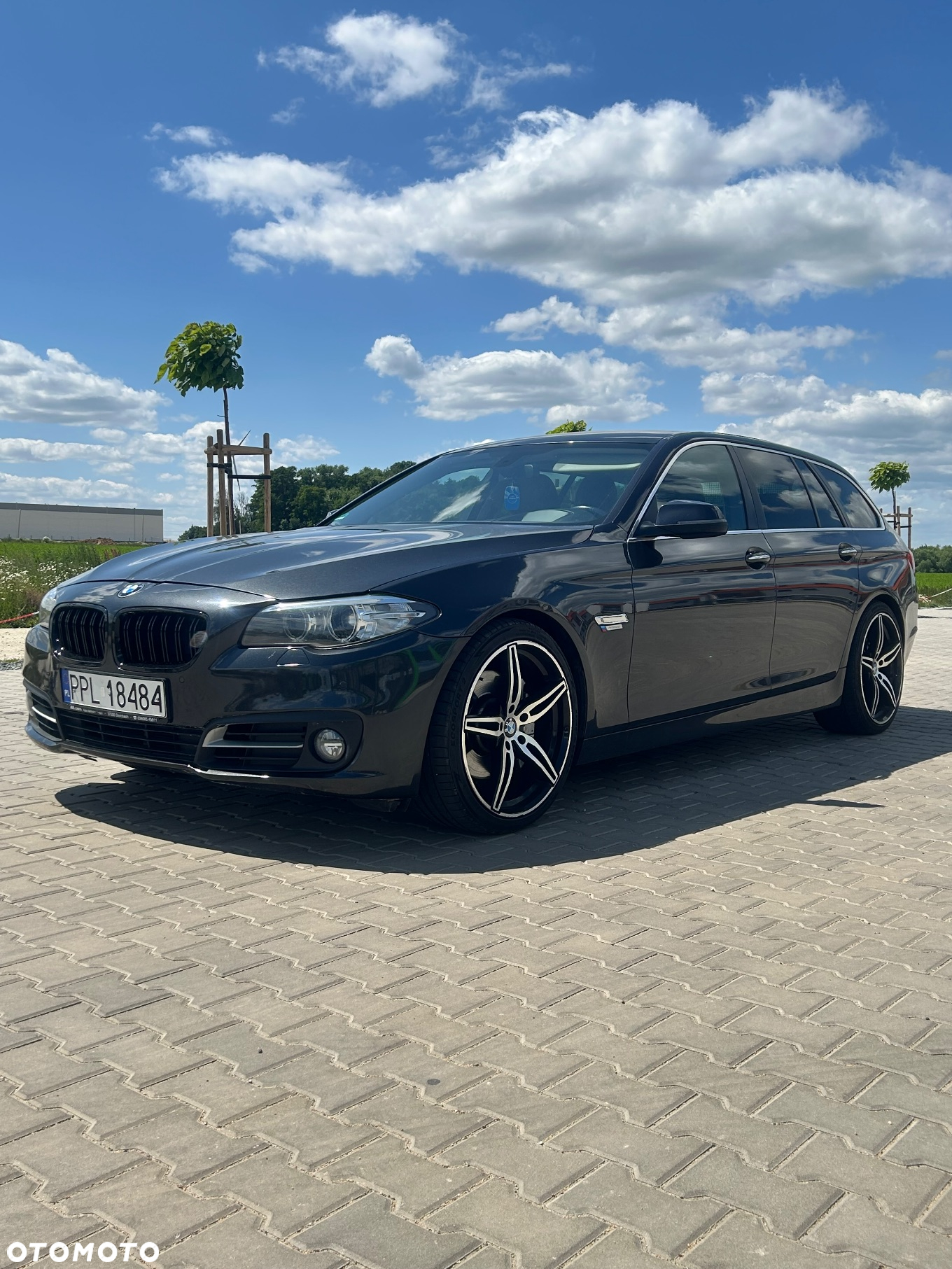BMW Seria 5 525d Touring Sport-Aut - 2