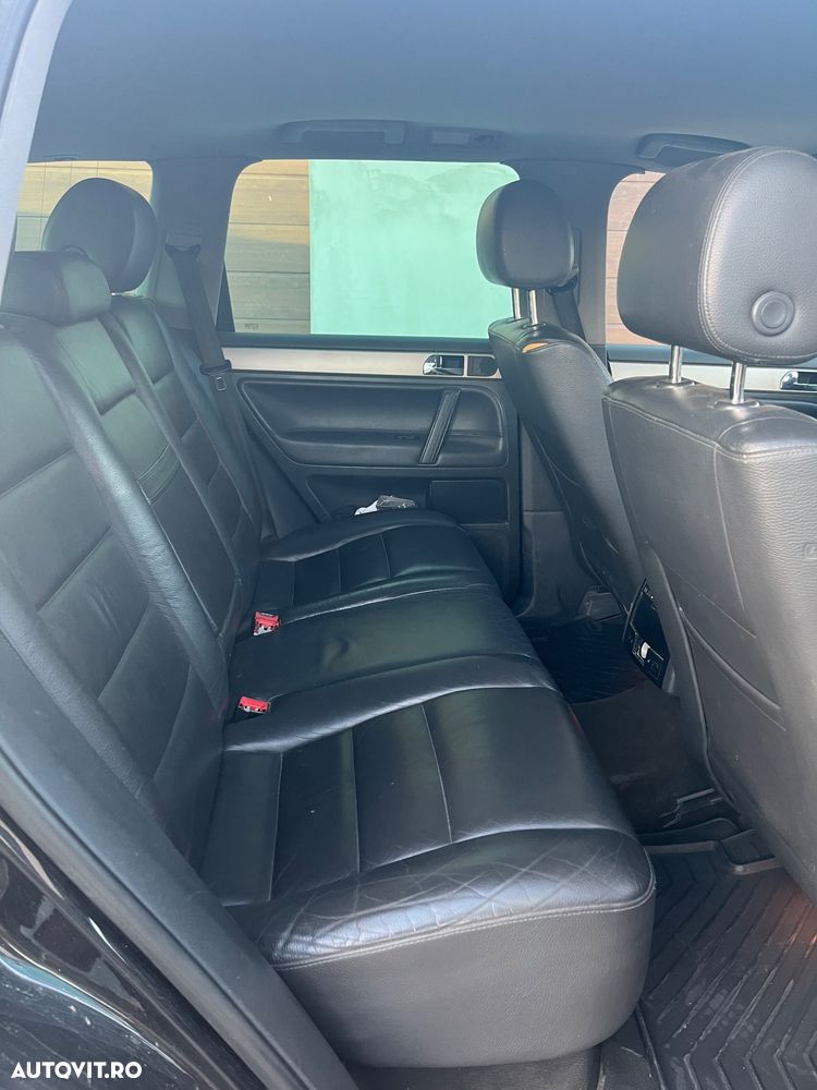 Volkswagen Touareg 2.5 R5 TDI - 12