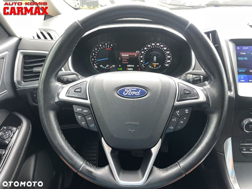 Ford S-Max - 22