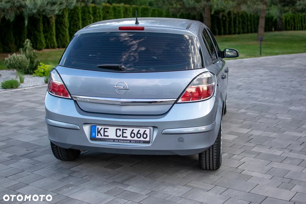 Opel Astra - 18